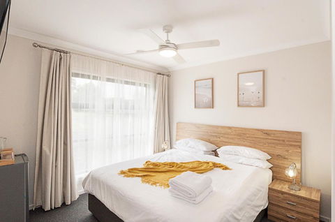 Morview Holiday Homes-Giraffe - Grafton Accommodation 0
