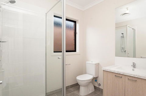 Morview Holiday Homes-Giraffe - Grafton Accommodation 3