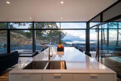 Mountain Top Snug, House Itas - Grafton Accommodation 2