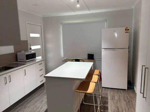 Mt Isa - Emerald Gem 3 Bedroom Home QUIET AREA - Grafton Accommodation 2