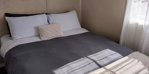 Mt Lyell (Back Cabin) - Grafton Accommodation 1