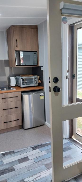 Mt Lyell (Back Cabin) - Grafton Accommodation 2