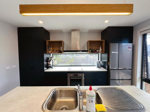 New Kingston Trampoline House - Grafton Accommodation 3