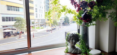 NYC Loft Brisbane, Free Parking! - Grafton Accommodation 1