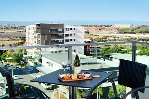 Oaks Gladstone Grand Hotel - Grafton Accommodation 0