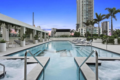 OCEAN Views In Beachside 2-Bedroom Unit - Q Stay - Grafton Accommodation 3