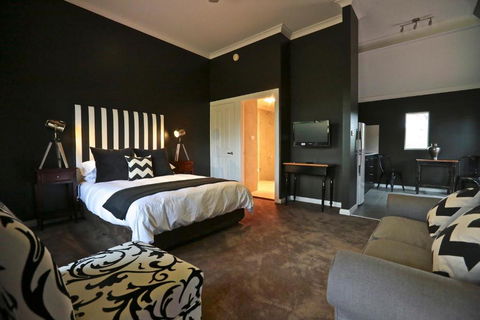 One Paddock Currency Creek Winery Villas - Grafton Accommodation 0
