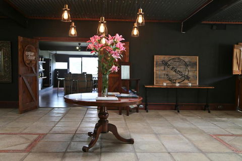 One Paddock Currency Creek Winery Villas - Grafton Accommodation 3