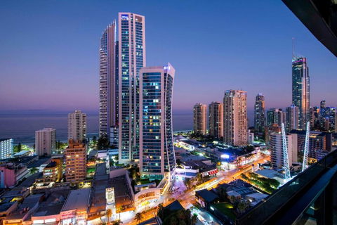 OCEAN VIEW APARTMENTS - Circle On Cavill - Self Contained & Privately Managed - Grafton Accommodation 2