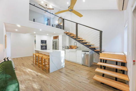 On The Brook - Private 2 Bed + Loft And Pool - Grafton Accommodation 3