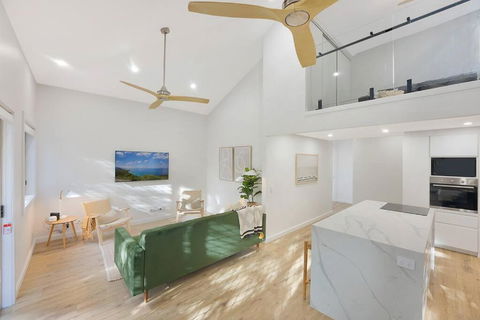 On The Brook - Private 2 Bed + Loft And Pool - Grafton Accommodation 1