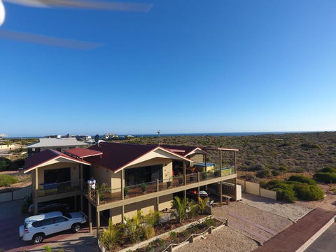 On The Deck @ Shark Bay - Grafton Accommodation 0