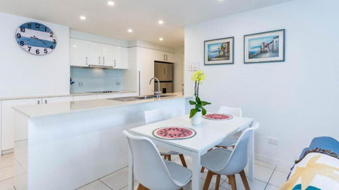 On The Doorstep Of Woorim Surf Beach - Grafton Accommodation 1