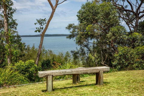 On The Lake - Pet Friendly Waterfront - Grafton Accommodation 0