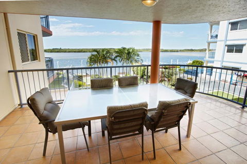 On The River Apartments - Grafton Accommodation 2