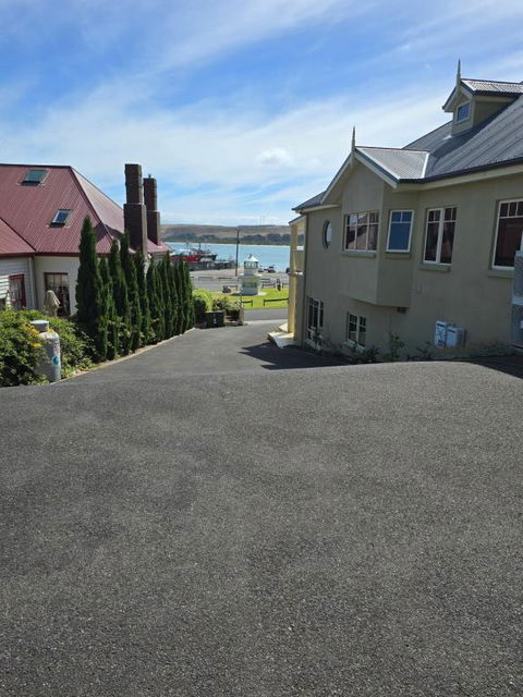 On The Terrace Stanley - Grafton Accommodation 3