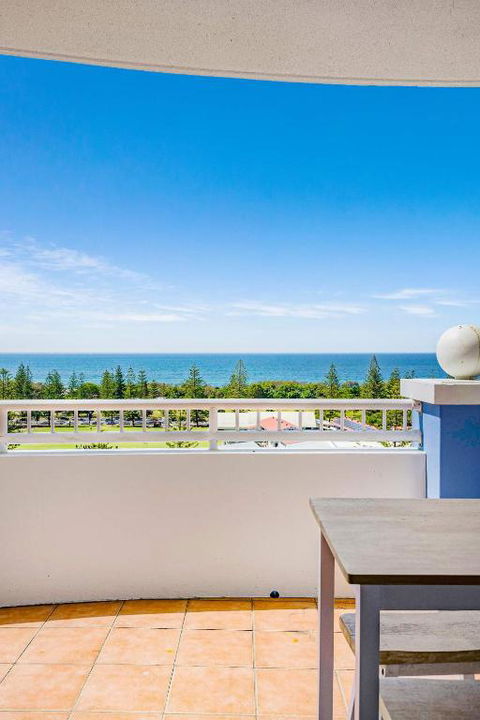 One-Bedroom Escape With Ocean Views - Grafton Accommodation 3