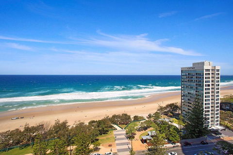 One The Esplanade Apartments On Surfers Paradise - Grafton Accommodation 3