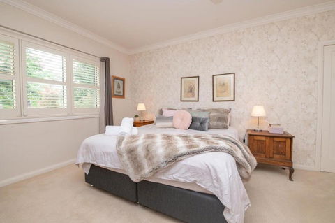 Ophir Abode Beautiful 4 Bedroom Home - Grafton Accommodation 2