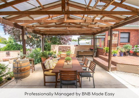 Ophir Abode Beautiful 4 Bedroom Home - Grafton Accommodation 0