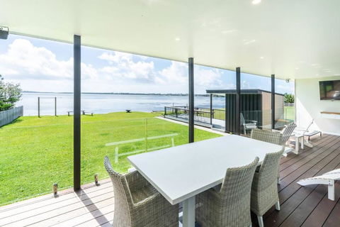 On The Corso - Sun-soaked Serenity With Lake Access - Grafton Accommodation 2