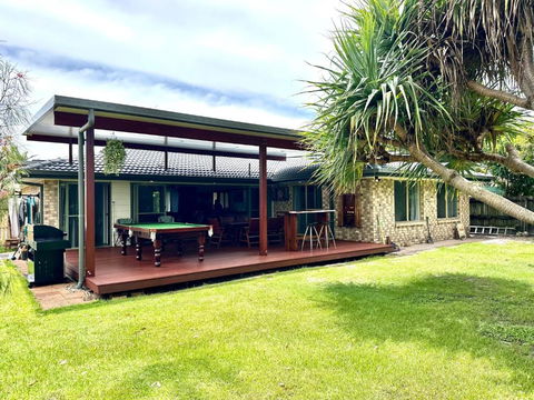 Pandanus Paradise. Newly Renovated 4 Bedroom Home - Grafton Accommodation 0