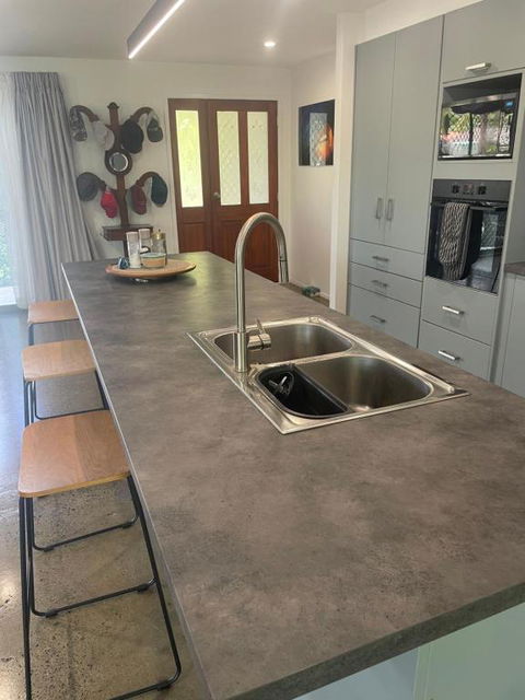 Pandanus Paradise. Newly Renovated 4 Bedroom Home - Grafton Accommodation 3