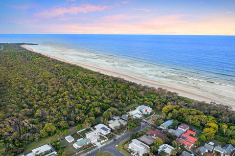 Pangkarra -Stunning Beach House - Family Friendly - Grafton Accommodation 0