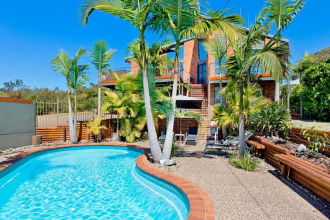 Panorama Beach House - Grafton Accommodation 0