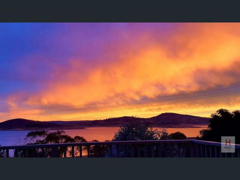 Panoramic Lake View - Grafton Accommodation 0