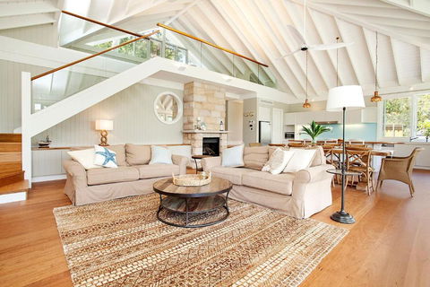 Paradise On Pittwater - Paradise Beach - Grafton Accommodation 0