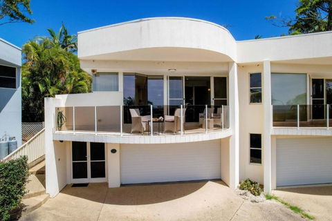 Paradise View @ Bonny Hills - Grafton Accommodation 2