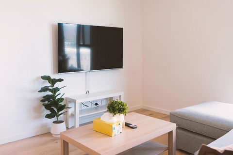 Patio Mt View 1BR Apt In CBD Near ANU And Museum With Free Parking And WiFi - Grafton Accommodation 1