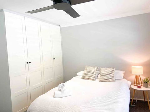 Peaceful Merewether Family Home - Grafton Accommodation 0