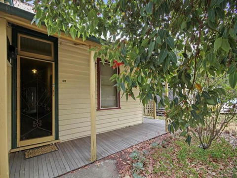 Pemberton - Grafton Accommodation 2