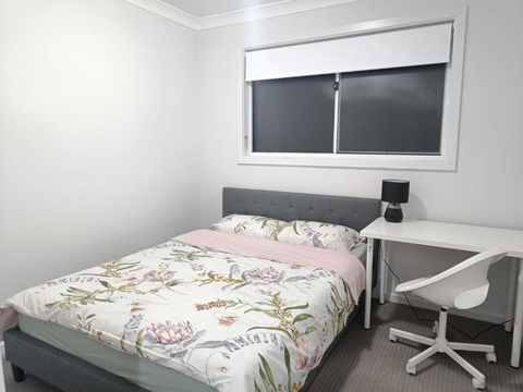 Peaceful Room In Modern And Spacious Baulkham Hills Home - BH2 - Grafton Accommodation 0