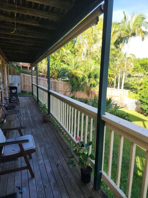 Poinciana Room - Grafton Accommodation 1