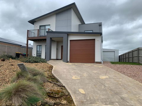 Peterborough Getaway - Grafton Accommodation 1