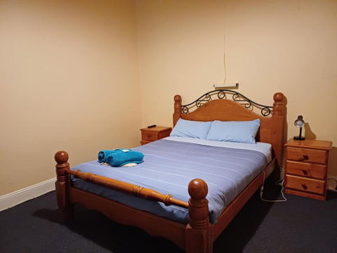 PETERBOROUGH HOTEL - Grafton Accommodation 3