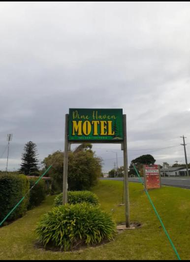 Pinehaven Motel - Grafton Accommodation 0