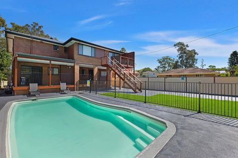 Poolside At Costa - Grafton Accommodation 0