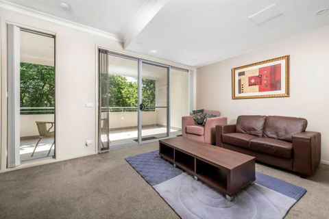 Quiet Apartment In Braddon ACT - Grafton Accommodation 2