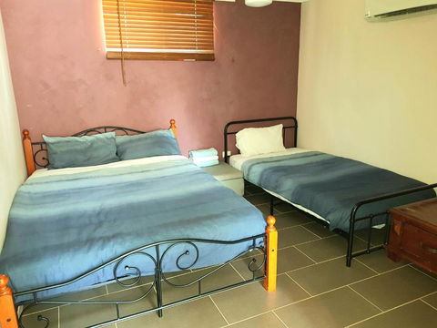 Quiet 2 Bedroom Farm House - Grafton Accommodation 2