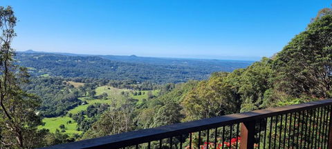 Potters Place Montville - Grafton Accommodation 2