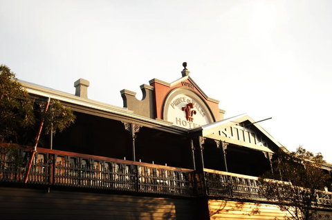 Prince Of Wales Hotel, Bunbury - Grafton Accommodation 1