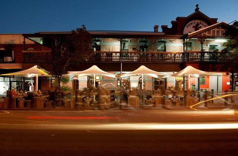 Prince Of Wales Hotel, Bunbury - Grafton Accommodation 0
