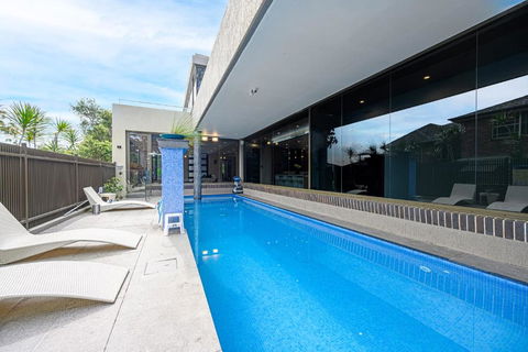 Putney Brand New Luxury House Pool & Waterview - Grafton Accommodation 0