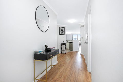 Pyrmont 2 Bed Apartment - Prime Location W Parking - Grafton Accommodation 1