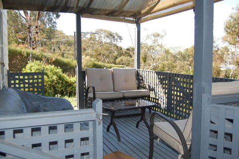Quaint Cottage Nestled Amongst The Trees - Grafton Accommodation 2
