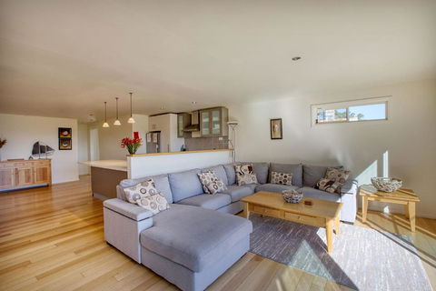 Quarterdeck Apartment - Grafton Accommodation 1